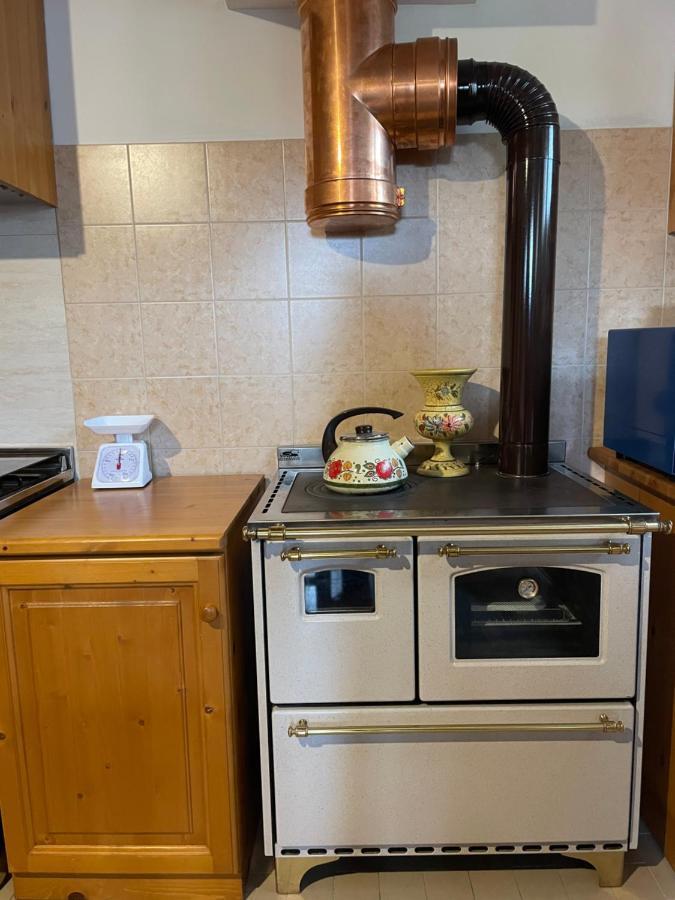 A Casa Di Amici Villa Vidor Eksteriør bilde